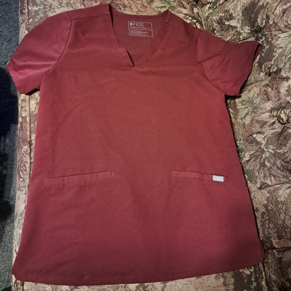 Scrub set